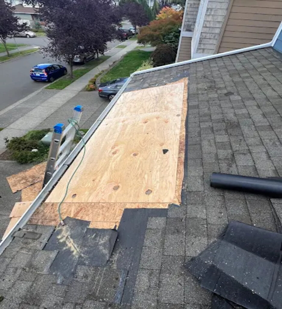 Roof Replacement in Everett, WA
