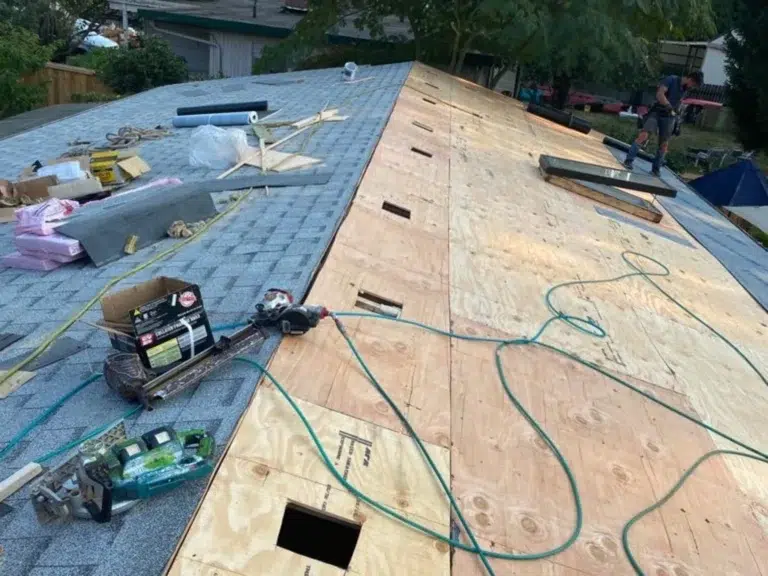 Roof Replacement in Lynnwood, WA
