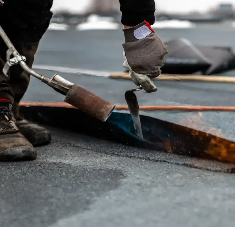 professional roofer