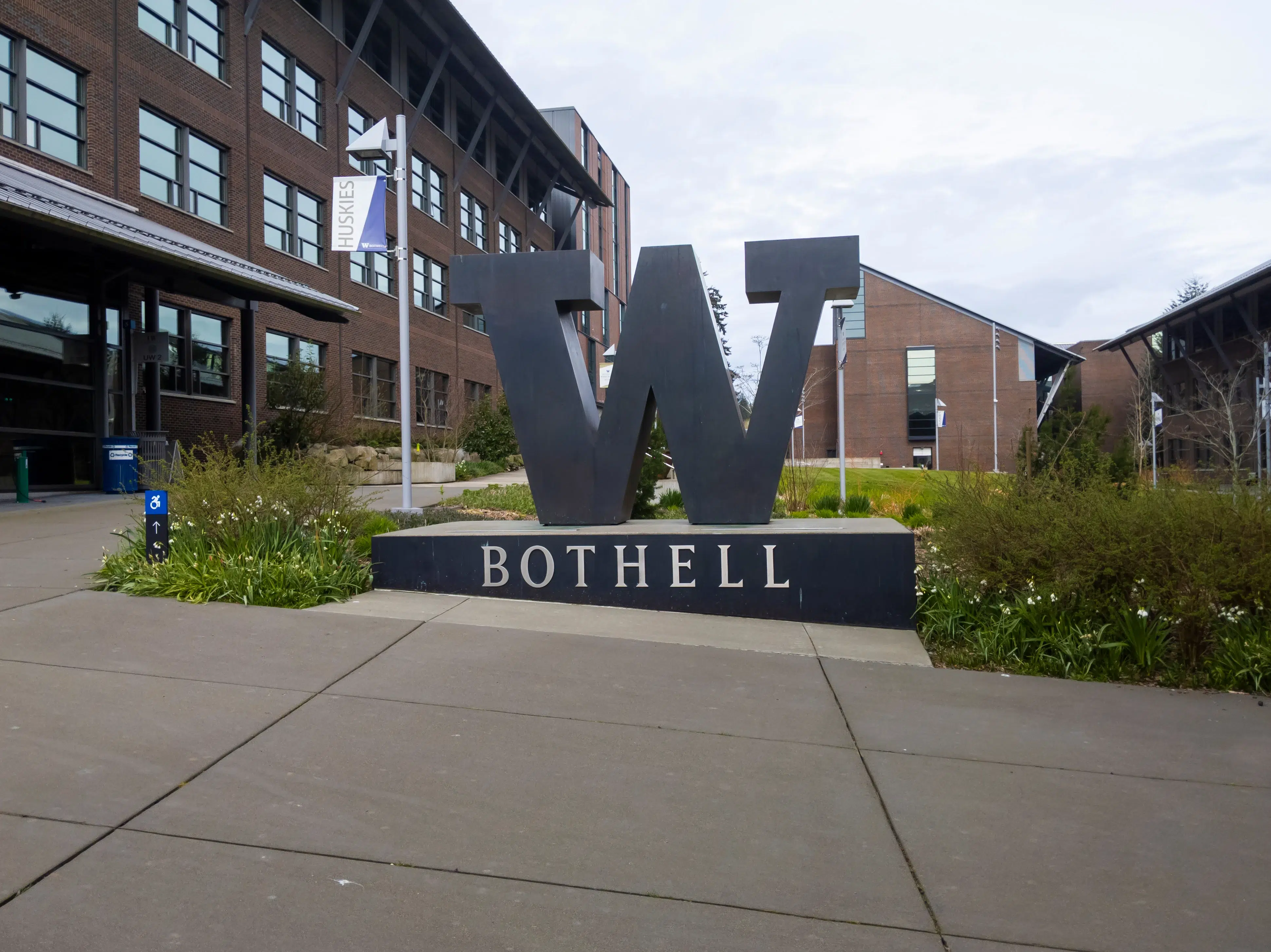 Roofing Contractor Serving Bothell West, WA